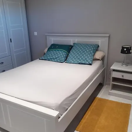Double Apartment *
